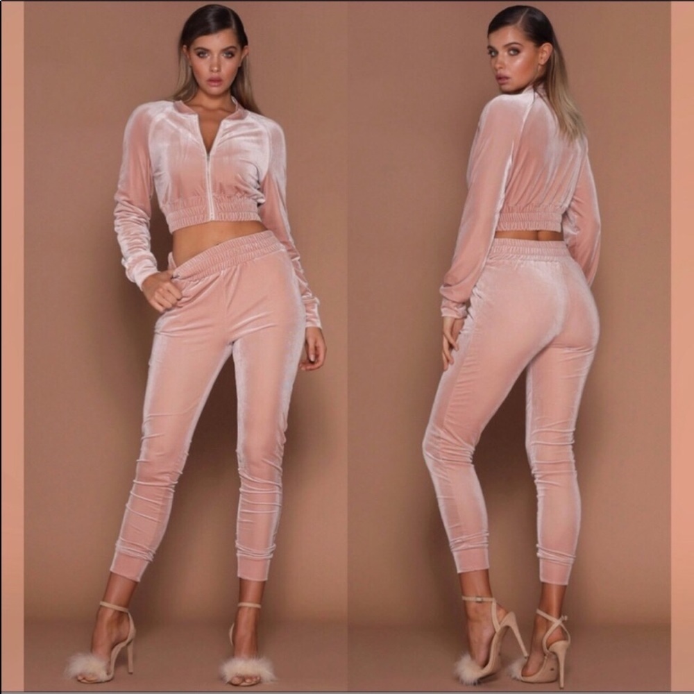 Brand new blush pink set